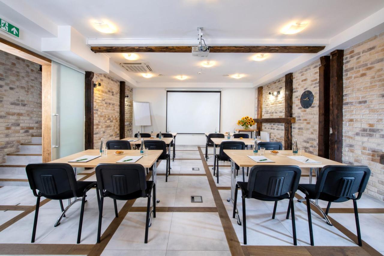 Plaza Boutique Hotel Krakow Luaran gambar